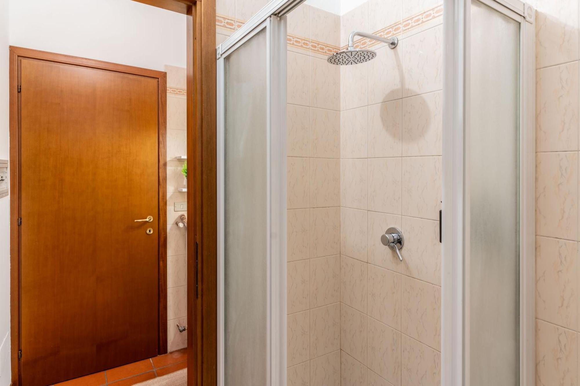 Appartamento -Near Arena & Parking - Pet Friendly Historical Arena Palace Verona Esterno foto